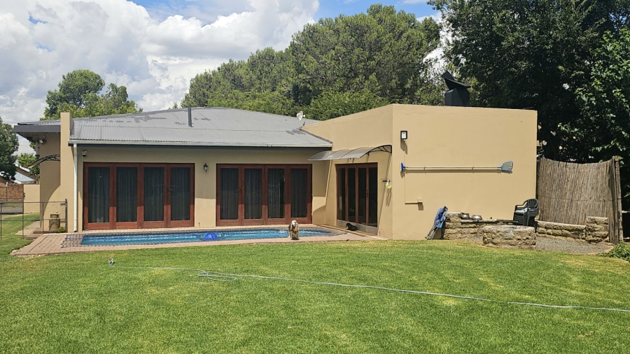 3 Bedroom Property for Sale in Aliwal North Eastern Cape